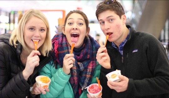 GA Tech Lorraine students eating ice cream